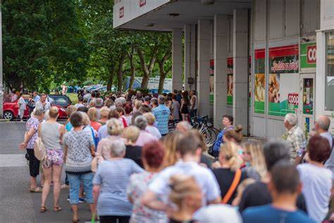 számladátumok és teljesítési időpontok idővonala