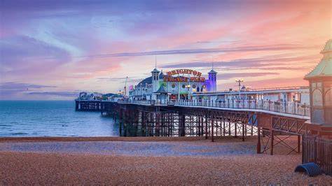 Brighton Palace Pier tengerparti móló