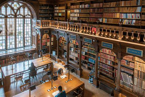 Oxford Bodleian könyvtár belső tere