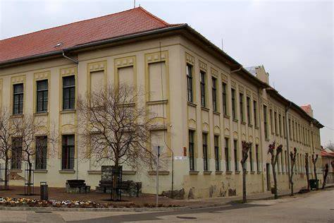 Sárvári Tinódi Gimnázium vizsgahely