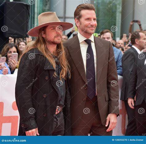 Lukas Nelson és Bradley Cooper zenei próbája
