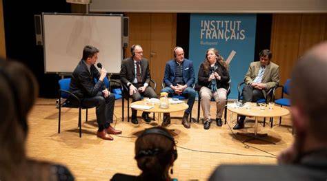 Francia nyelvóra kommunikációs gyakorlattal