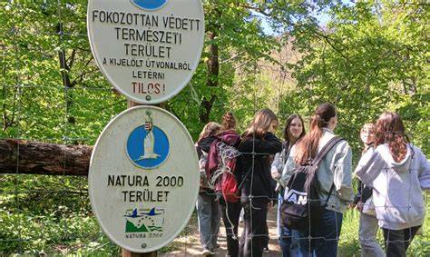 Szénások hegycsoport és pilisi len