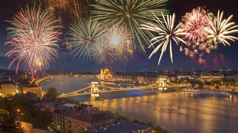 augusztus 20-i tűzijáték Budapest felett