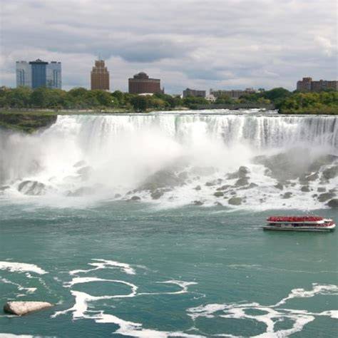 Hajókirándulás a Niagara-vízesés előtt