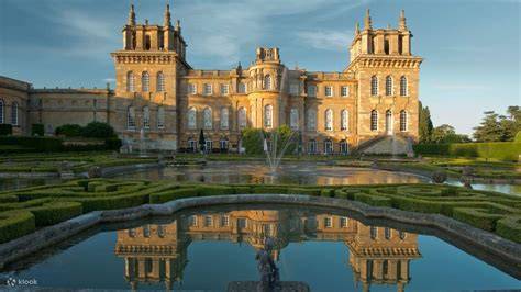 Cotswolds mézszínű kőházai és falvai